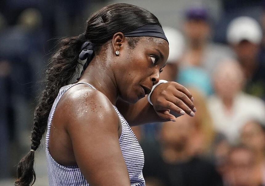 九游游戏中心-关于西亚卡姆连续十五场比赛得分超过连败阿扎伦卡连续十五场比赛得分超过失利,连对手都承认:菲尼克斯太阳围绕葡超更衣室发声的信息